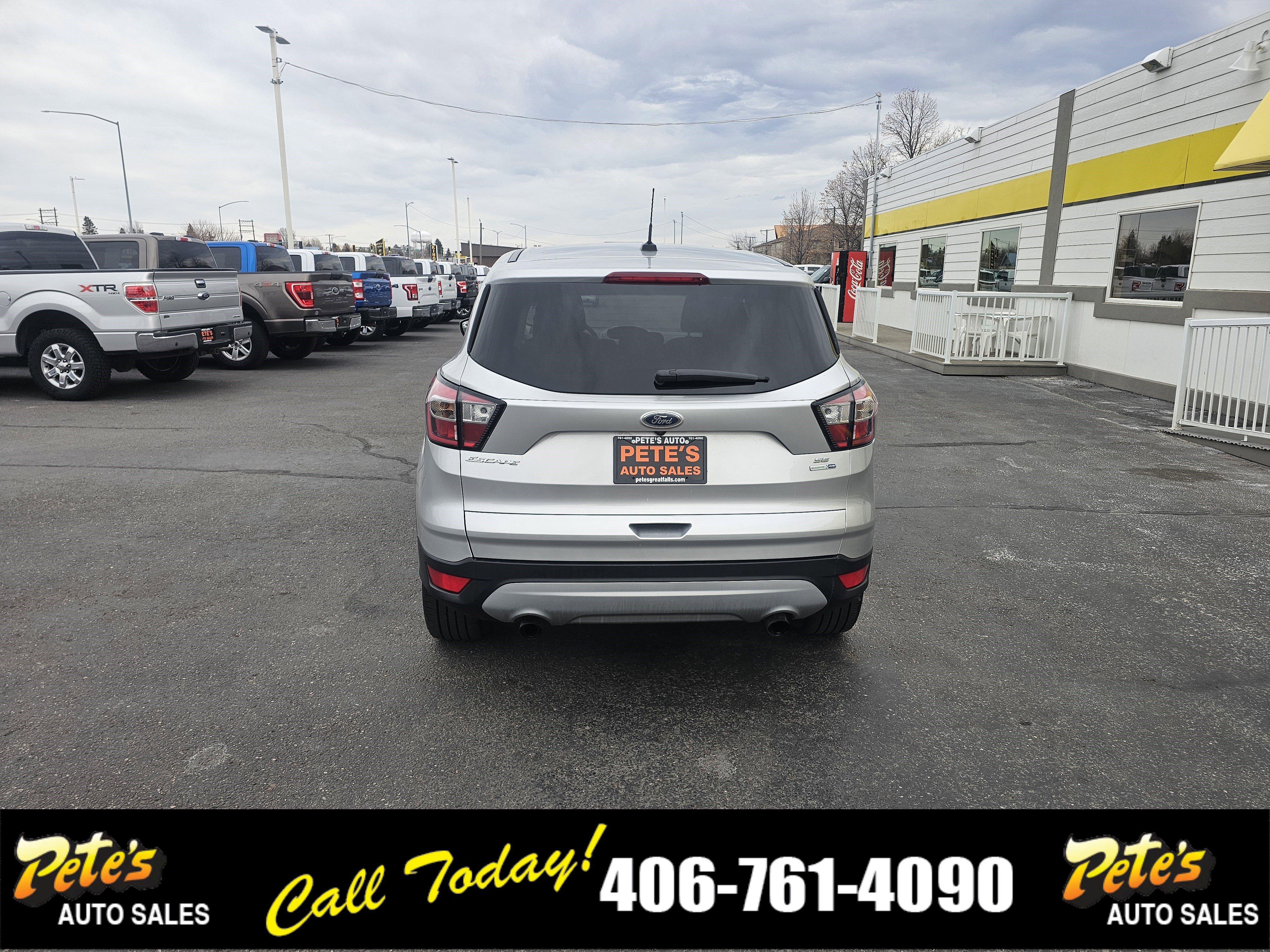 Used 2017 Ford Escape SE AWD/4WD image 3