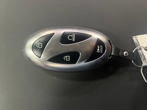Used 2026 Hyundai Santa Fe SE FWD image 33