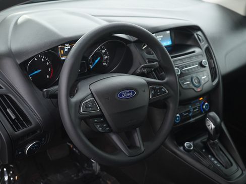 Used 2017 Ford Focus SE image 19
