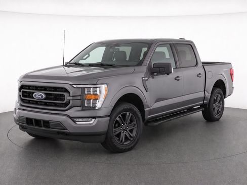 Used 2023 Ford F150 XLT w/ Equipment Group 302A High RWD image 7
