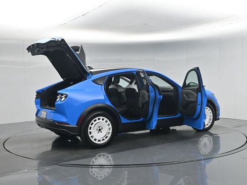 Used 2024 Ford Mustang Mach-E GT AWD/4WD image 6