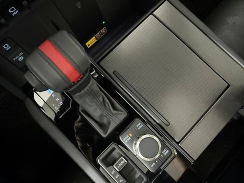 Used 2025 Toyota Sequoia TRD Pro AWD/4WD image 31