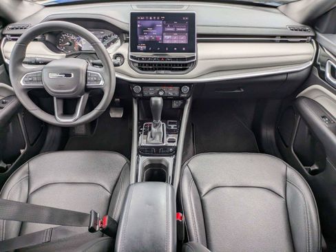 Certified 2025 Jeep Compass Limited AWD/4WD image 17