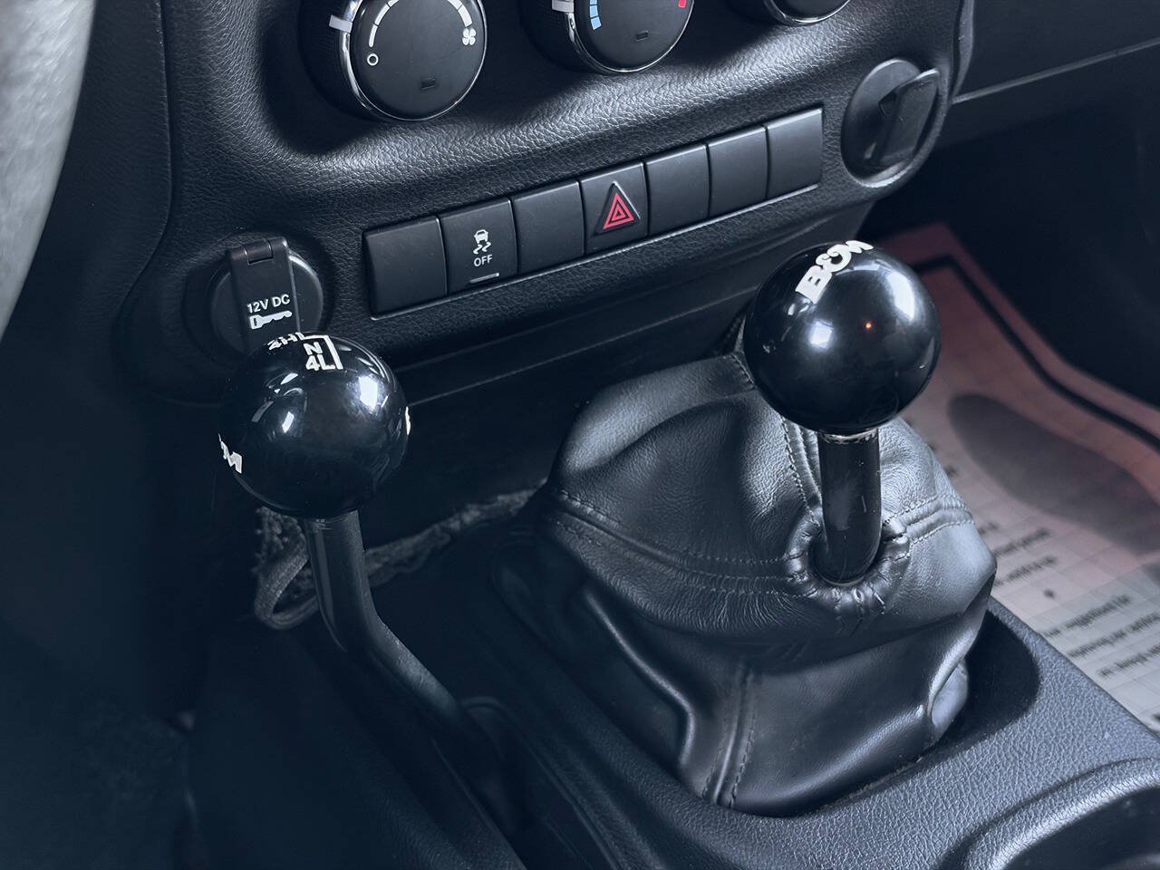 Used 2011 Jeep Wrangler Sport AWD/4WD image 19