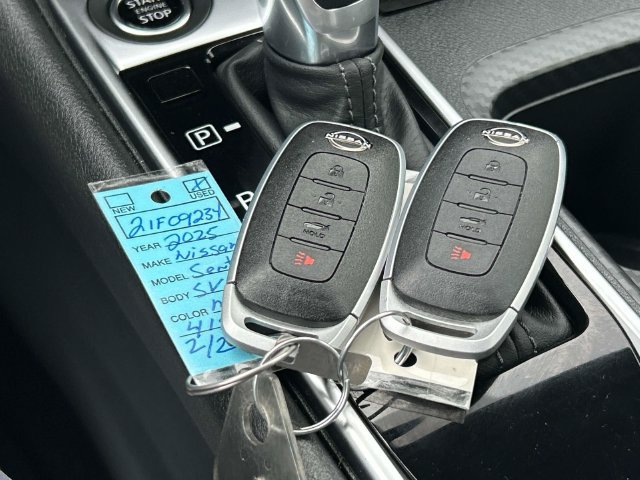 Certified 2025 Nissan Sentra SV FWD image 5