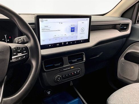 Used 2025 Ford Maverick XLT w/ Equipment Group 302A image 6