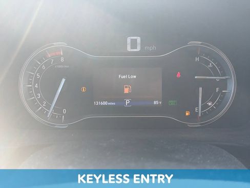 Used 2017 Honda Pilot EX-L image 3