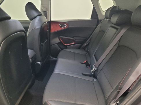 Used 2022 Kia Soul Turbo image 18