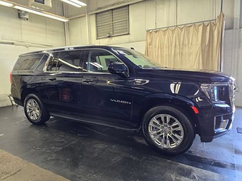 Used 2021 GMC Yukon XL SLE AWD/4WD image 6