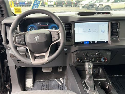 New 2025 Ford Bronco 4-Door AWD/4WD image 2