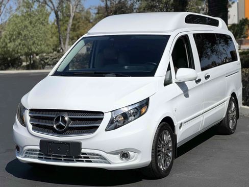 Used 2020 Mercedes-Benz Metris Passenger image 58