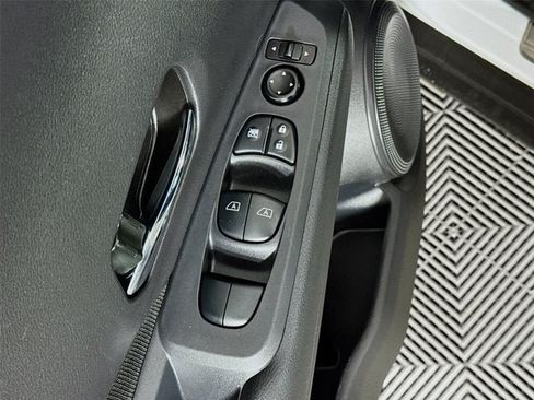 Used 2024 Nissan Kicks SV w/ Exterior Package FWD image 19
