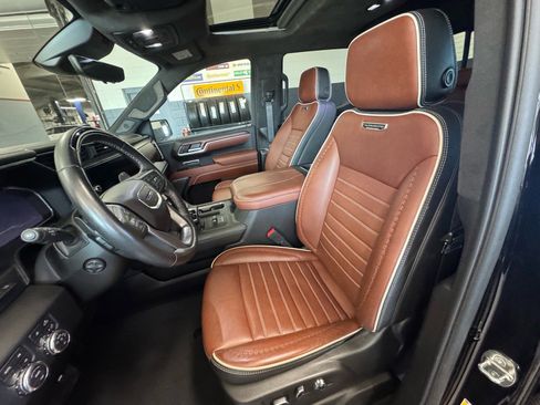 Used 2023 GMC Sierra 1500 Denali Ultimate image 21