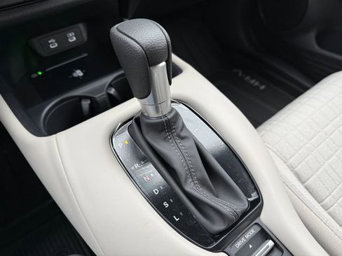 New 2026 Honda HR-V LX image 27