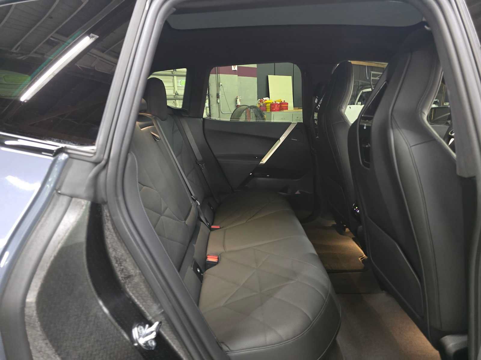 Used 2024 BMW iX xDrive50 w/ Sport Package AWD/4WD image 12