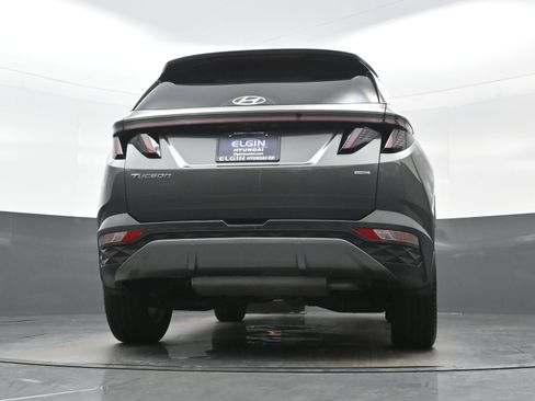 Certified 2023 Hyundai Tucson Limited AWD/4WD image 40