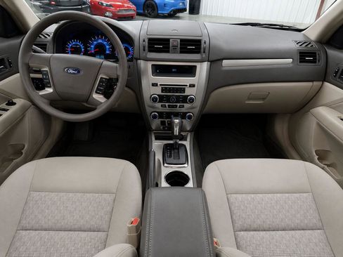 Used 2011 Ford Fusion SE w/ 202A Rapid Spec Order Code FWD image 5