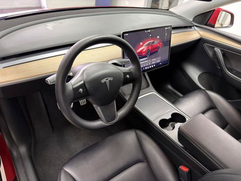 Used 2023 Tesla Model Y Performance AWD/4WD image 24