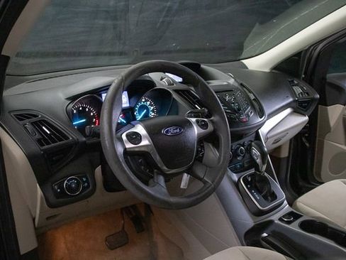 Used 2013 Ford Escape SE FWD image 23