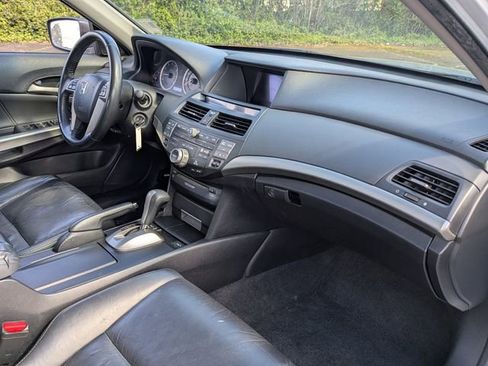 Used 2009 Honda Accord EX-L image 30