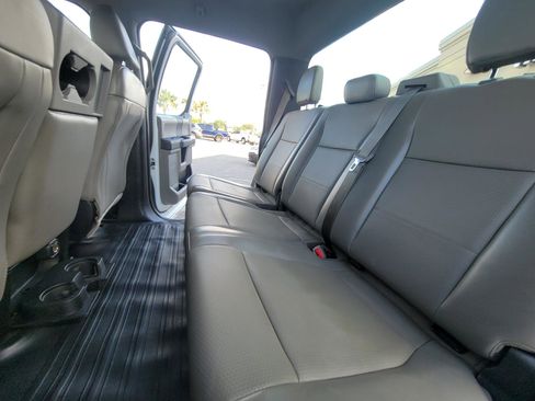 Used 2016 Ford F150 XL w/ Equipment Group 101A Mid AWD/4WD image 34