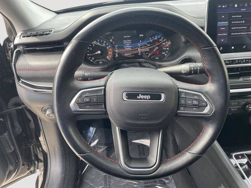 Used 2022 Jeep Compass Trailhawk w/ Sun and Sound Group image 13