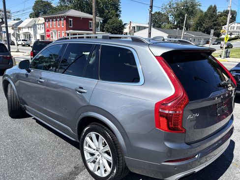 Used 2016 Volvo XC90 T6 Momentum image 4