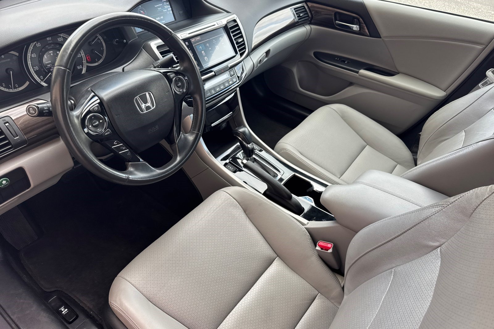 Used 2016 Honda Accord EX-L image 4