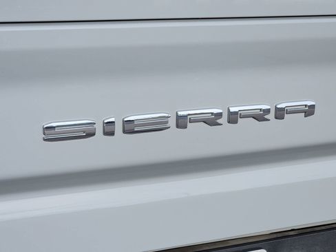 Certified 2024 GMC Sierra 2500 AT4X image 12