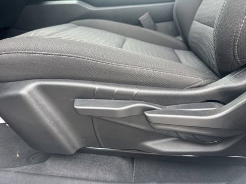 Certified 2025 Chevrolet Equinox LT AWD/4WD image 13