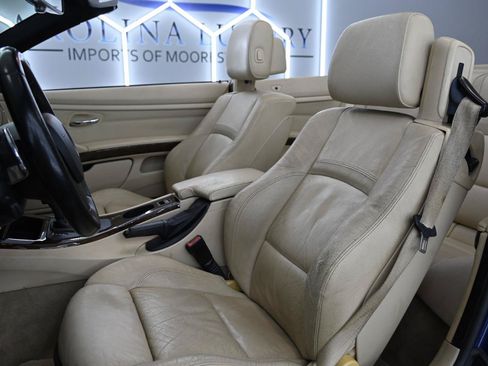 Used 2012 BMW 328i Convertible RWD image 20