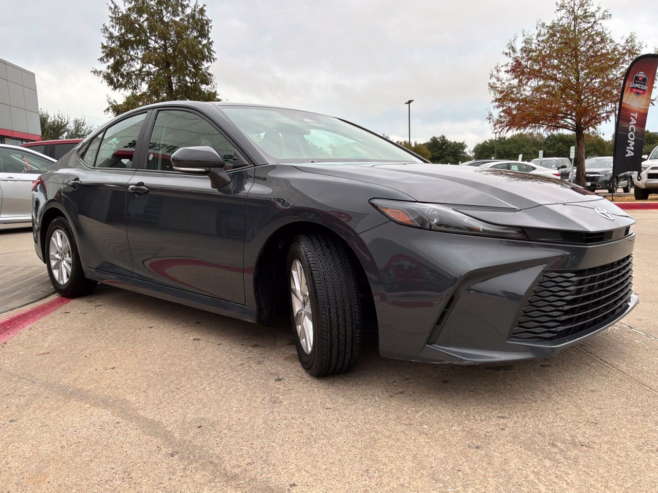Used 2026 Toyota Camry LE FWD image 4