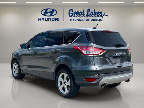 Used 2015 Ford Escape SE FWD image 3