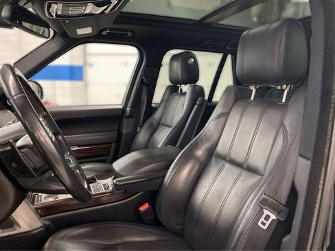 Used 2016 Land Rover Range Rover HSE image 10