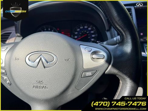 Used 2011 INFINITI FX35 2WD w/ Premium Pkg image 24