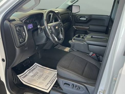 Used 2021 Chevrolet Silverado 1500 LT w/ Z71 Off-Road Package AWD/4WD image 7