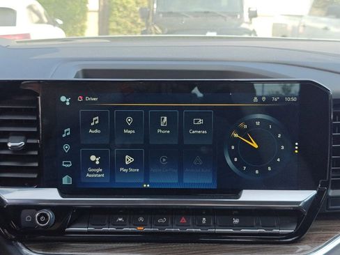 Used 2024 Chevrolet Silverado 1500 RST image 18