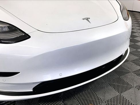 Used 2020 Tesla Model 3 Standard Range Plus image 26