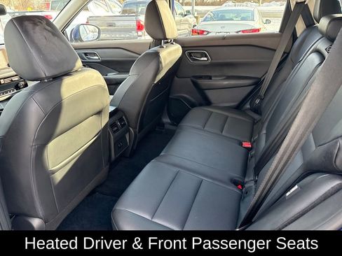 Certified 2021 Nissan Rogue SV w/ Premium Package image 18