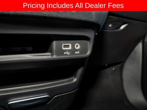 Used 2020 Chrysler Pacifica Limited FWD image 18