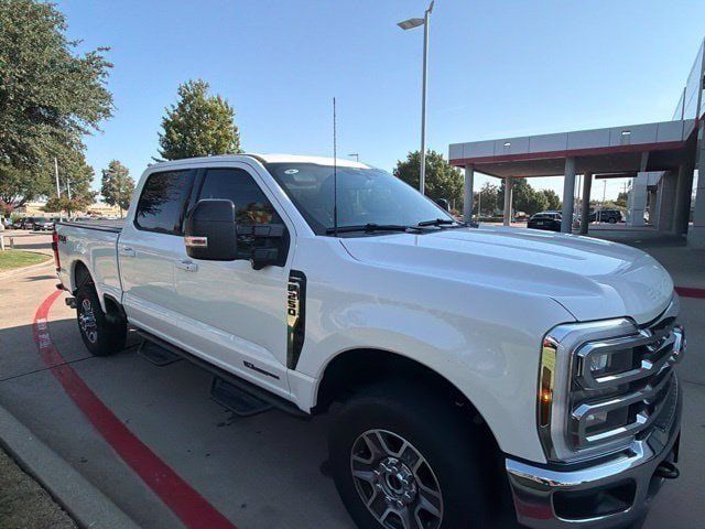 Used 2025 Ford F250 Lariat AWD/4WD image 3