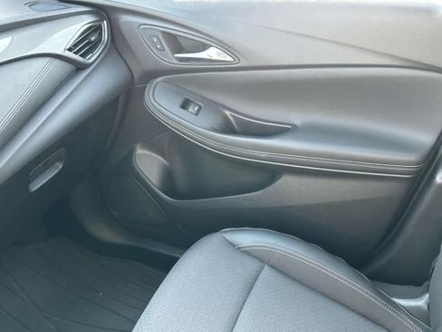 Used 2022 Buick Encore GX Select image 30