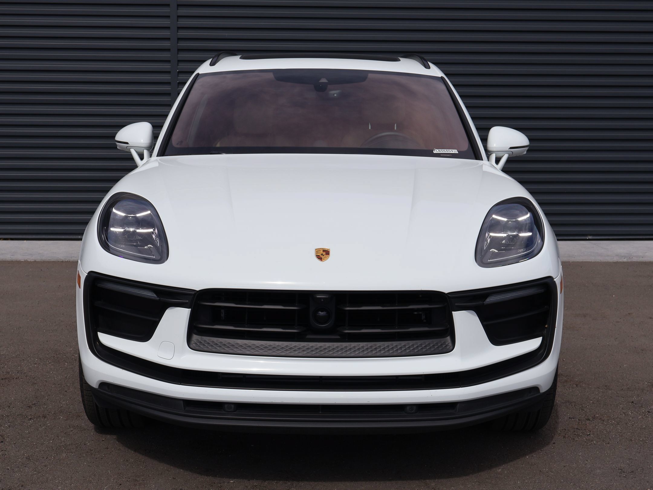 Certified 2026 Porsche Macan AWD/4WD image 7