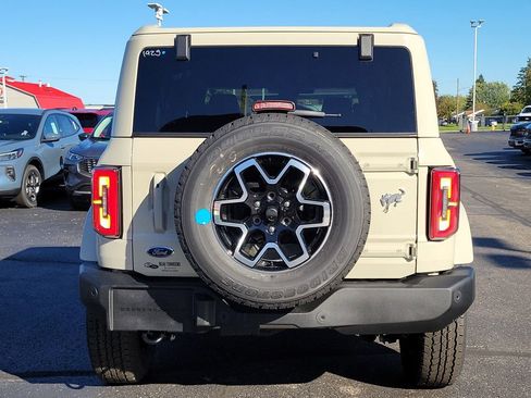 New 2025 Ford Bronco Outer Banks image 5