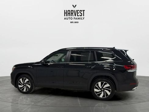 Used 2026 Volkswagen Atlas SE AWD/4WD image 3