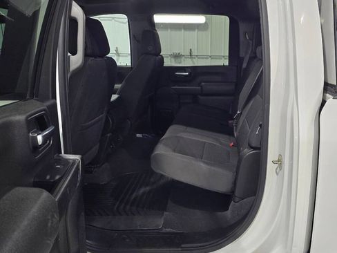 Used 2020 Chevrolet Silverado 3500 LT AWD/4WD image 9