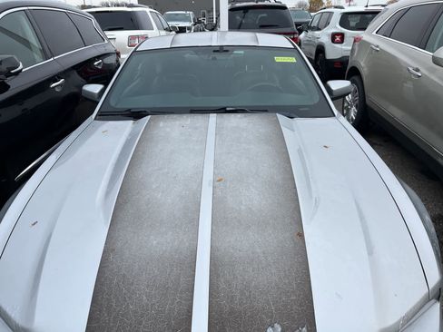 Used 2010 Ford Mustang Coupe image 22