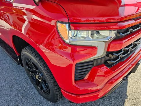 Used 2023 Chevrolet Silverado 1500 RST AWD/4WD image 9
