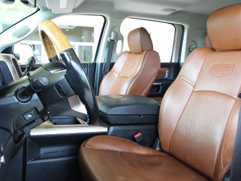 Used 2018 RAM 2500 Longhorn w/ Convenience Group AWD/4WD image 36