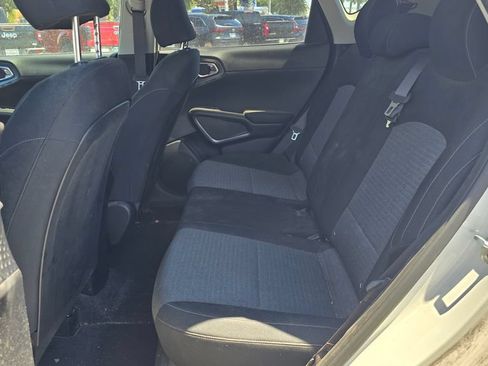 Used 2020 Kia Soul S FWD image 9